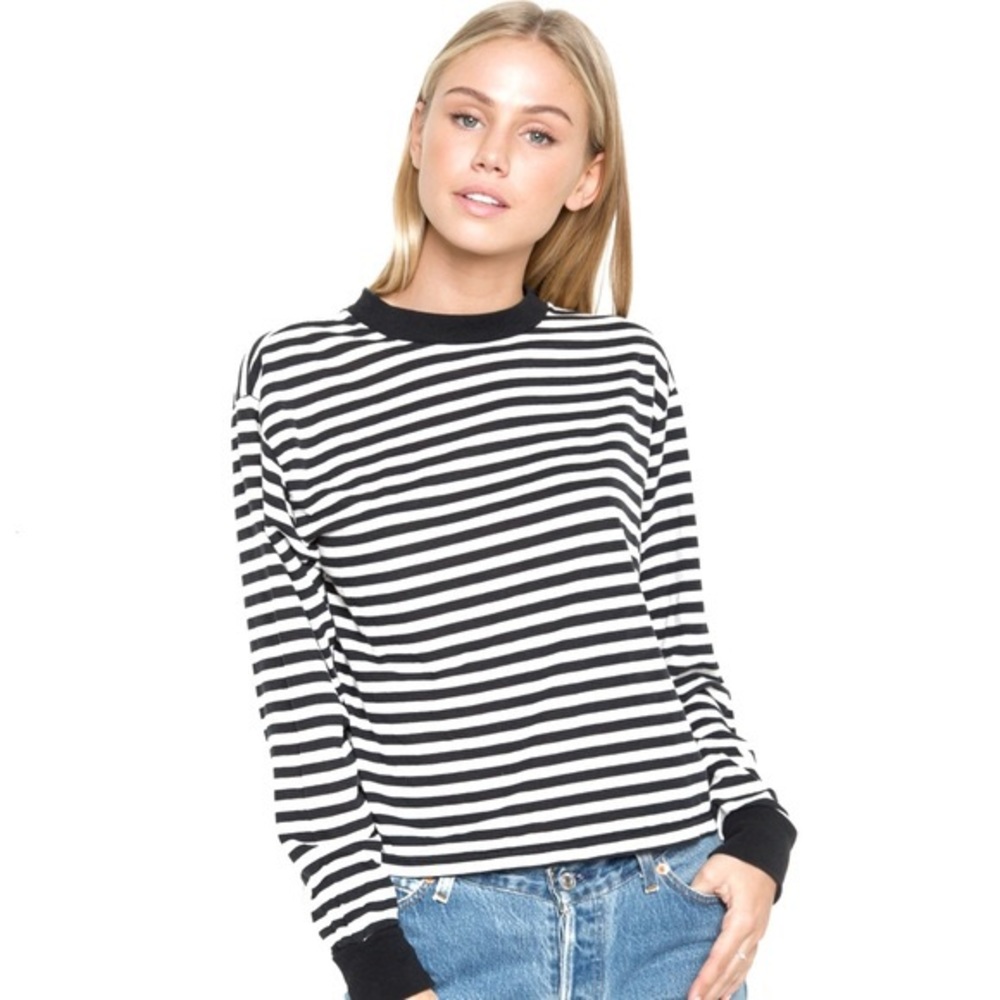 BRANDY MELVILLE GRETCHEN TOP